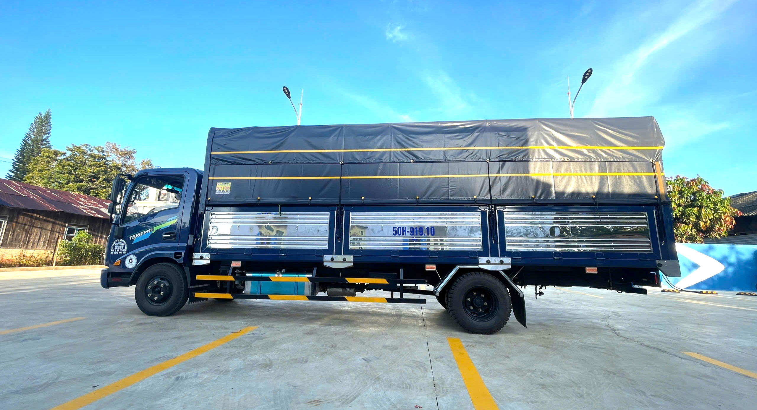 Thuê xe tải 3.5 - 5 tấn chở hàng liên tỉnh TP.HCM và các tỉnh lân cận